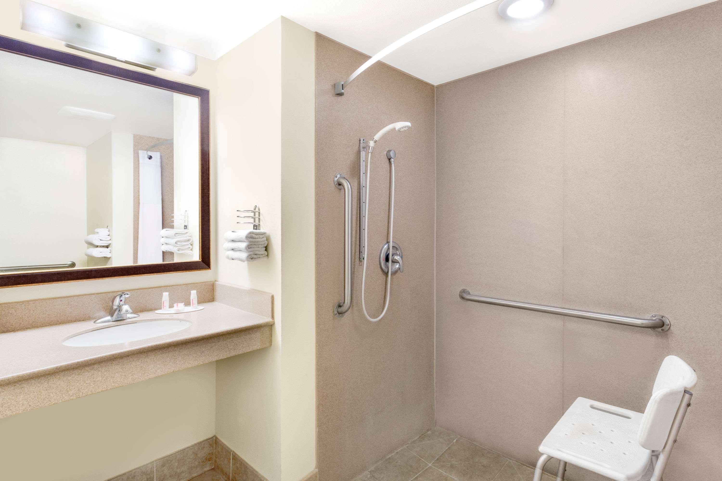 Days Inn By Wyndham Kingman East Exteriér fotografie